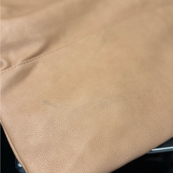 Anthropologie Coral Clutch with Gold Ring - Picture 10 of 12